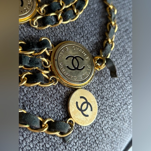 💝 VINTAGE CHANEL 31 RUE CAMBON CHAIN BELT 💝 trades welcome ⭐️ - Picture 3 of 12